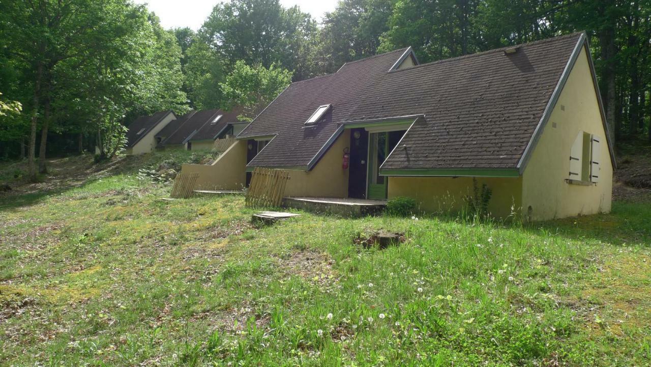 Gites La Foret Chenerailles Exteriör bild